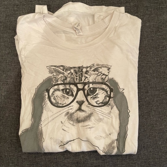 Tops - taylor swift cat shirt